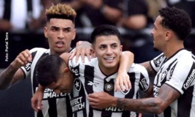 Botafogo carimba o São Paulo por 2 a 1 e se consagra campeão brasileiro 2024