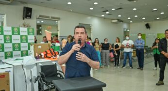 André Vale destaca investimentos e celebra entrega de insumos à Fundhacre