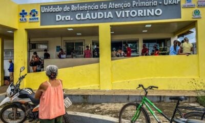 Pacientes com  Covid-19 reclamam da falta de médicos no Cláudia Vitorino