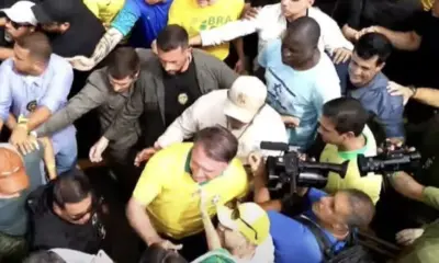 Bolsonaro chega para ato por anistia no Rio de Janeiro