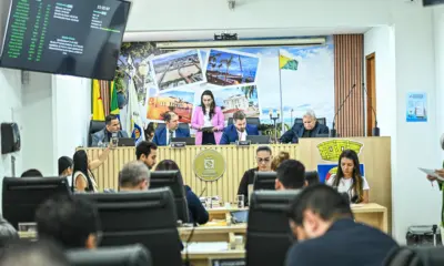 Câmara aprova projeto que aumenta cargos comissionados na prefeitura