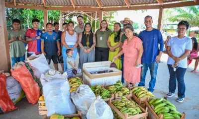 Indígenas afetados pela enchente recebem alimentação no Acre