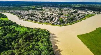 Mesmo com chuvas, rio Tarauacá estabiliza a meio metro da cota de alerta