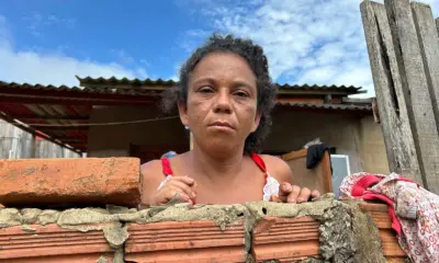 Moradores do Cadeia Velha enfrentam lama e falta d’água após vazante do rio