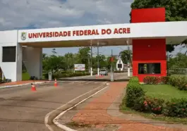 Portal de entrada da Ufac