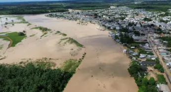 Rios voltam a subir em Feijó e Tarauacá; Envira transbordou