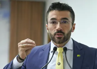 Contra ações paliativas, Zé Lopes sugere novo projeto de saneamento em Rio Branco