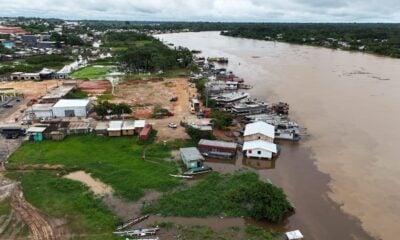 Sete bairros são parcialmente alagados pela cheia do Rio Juruá