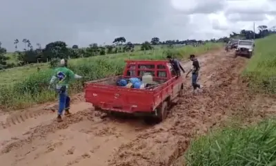 Moradores do Ramal da Nova Olinda enfrentam lama e isolamento no inverno amazônico