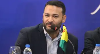 Barroso nega pedido do TCE e mantém decisão que impede afastamento de Aberson