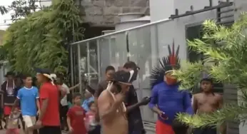 Indígenas manifestam contra atuação de mineradora em aldeias no Pará
