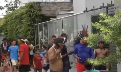 Indígenas manifestam contra atuação de mineradora em aldeias no Pará