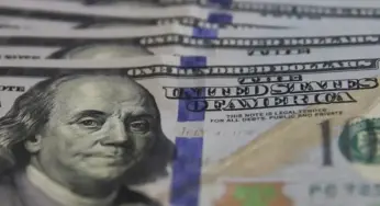 Dólar sobe para R$ 5,67 após oito quedas consecutivas