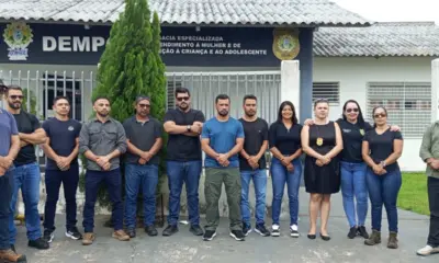 Em Cruzeiro do Sul, policiais civis também fazem protesto por valorização