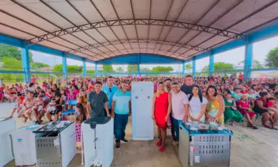 Dia das mães é celebrado com sorteio de 800 prêmios em bairro de Porto Walter
