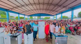 Dia das mães é celebrado com sorteio de 800 prêmios em bairro de Porto Walter