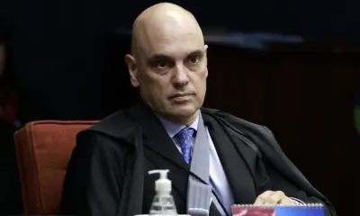 Moraes manda PF liberar a Bolsonaro download de provas do plano de golpe