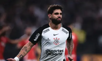 Com hat-trick de Yuri Alberto, Corinthians bate Inter pelo Brasileirão
