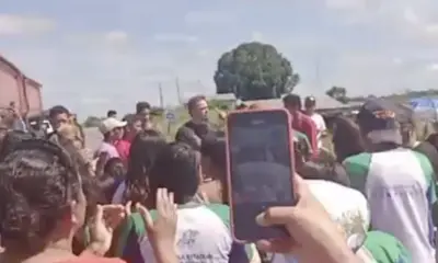 Governo promete manutenção em escola e manifestantes desbloqueiam a BR-364