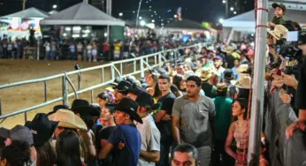 Encerramento do Circuito Country tem shows e final do rodeio em Epitaciolândia