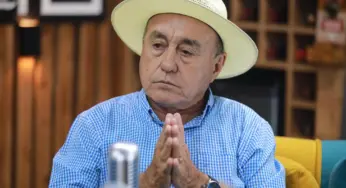 Este Santo quer reza!
