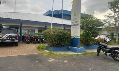Homem é preso por estuprar e manter mãe de 98 anos em condições desumanas