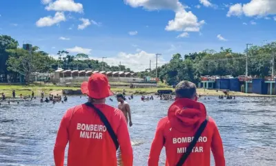 Corpo de Bombeiros salva mulher de afogamento no Igarapé Preto em Cruzeiro do Sul