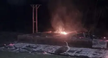 Casa é destruída por incêndio que pode ter sido criminoso em Cruzeiro do Sul