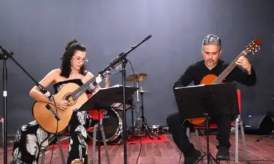 Escola de Música fará concerto didático com professores de violão