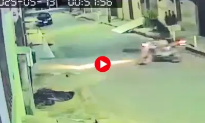 Criminoso invade casa, rouba moto e esconde rosto em guarda-chuva
