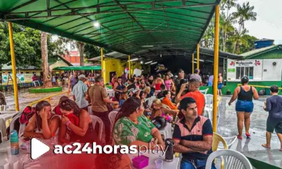 Servidores municipais comemoram Dia do Trabalhador na ASSEMURB