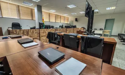 Caso Nayara: Falta de aparelho para ler vídeos suspende audiência de instrução