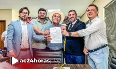 Bocalom sanciona lei para empréstimo de R$ 67 milhões