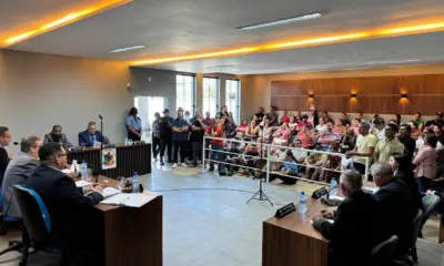 Xapuri aprova novo regime dos servidores: “Não fui eleito para fazer o fácil”, diz prefeito após vitória na Câmara