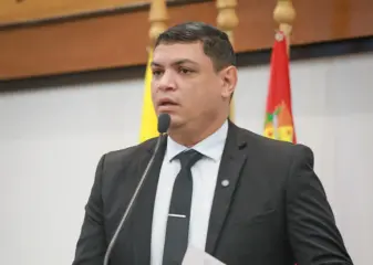 “Membros do CRM formados na Bolívia querem barrar colegas”, denuncia Tio Pablo