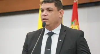 “Membros do CRM formados na Bolívia querem barrar colegas”, denuncia Tio Pablo