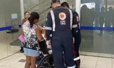 Superlotação faz mulher desmaiar dentro de agência bancária no Acre