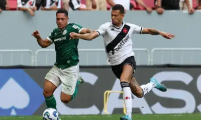 Vitor Roque desencanta, e Palmeiras vence Vasco pelo Brasileirão