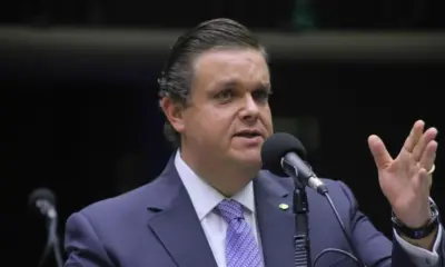 Fraude no INSS: oposição quer convocar novo ministro da Previdência