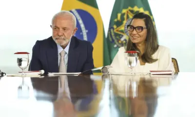 Oposição critica falas de Lula e Janja sobre TikTok em reunião com Xi