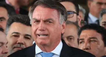 Bolsonaro apresentou estudos sobre GLO e estado de sítio, diz Freire Gomes