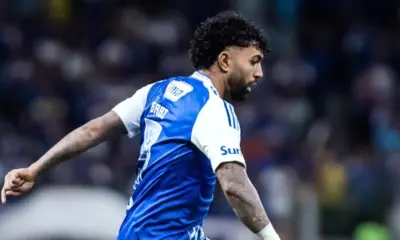 Torcida do Cruzeiro xinga Dudu e exalta Gabigol durante vitória no Mineirão