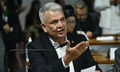 Petecão propõe lei para reforçar o papel dos pais na proteção digital dos filhos