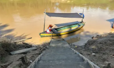 Catraia resiste como meio de transporte entre bairros da capital acreana