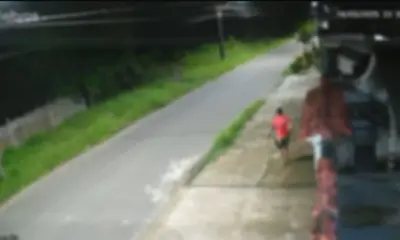 Tentativa de furto deixa homem com bumbum à mostra em Cruzeiro do Sul