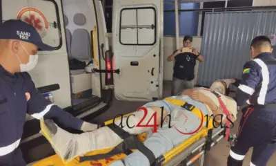 Colisão entre carro e moto na Gameleira acaba com dois detidos