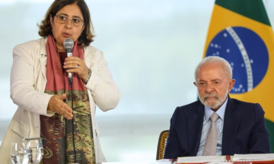 Lula demite Cida e mantém PT no Ministério das Mulheres