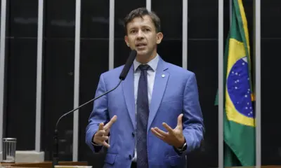 PL de Eduardo Velloso dá 30 dias para ressarcimento de descontos indevidos no INSS