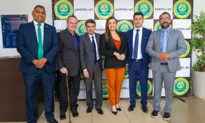 Michelle Melo é homenageada na posse da nova diretoria da Adepol no Acre