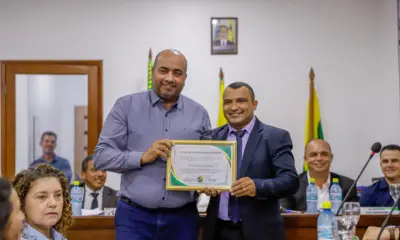 Clodoaldo recebe título de Cidadão Manciolimense por serviços prestados ao município